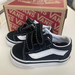 Boy Girl TODDLER OLD SKOOL SHOEs Black White Vans